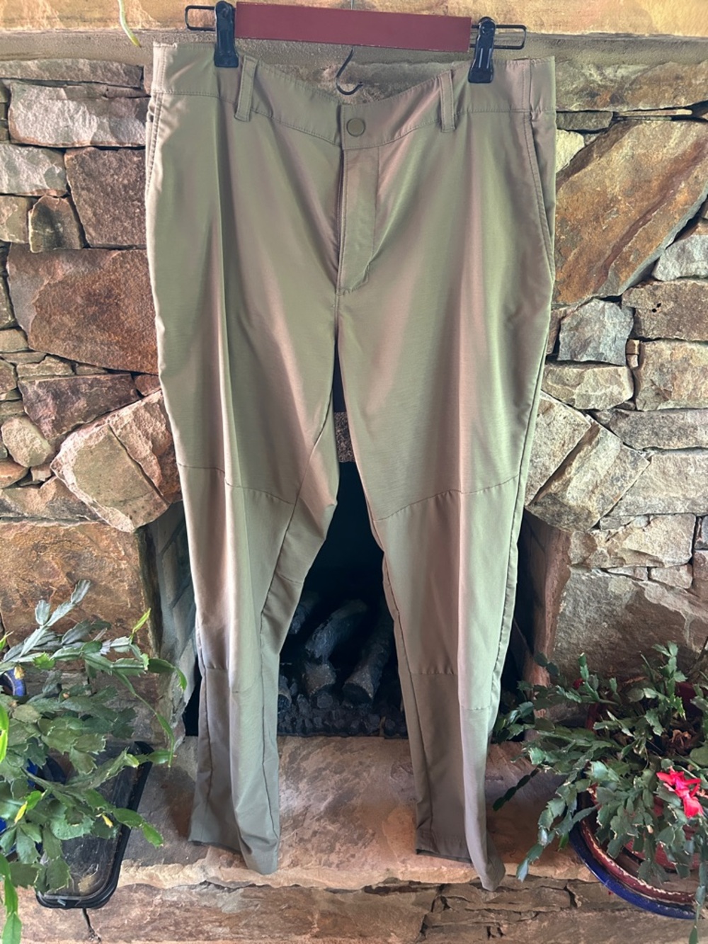 Columbia Olive Green Women's Outdoor Pants